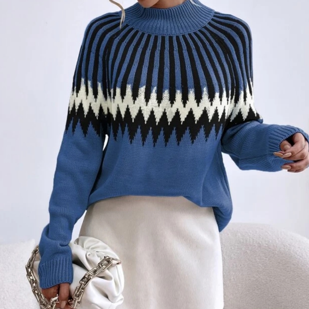 Striped and Chevron pattern raglan sleeve sweater